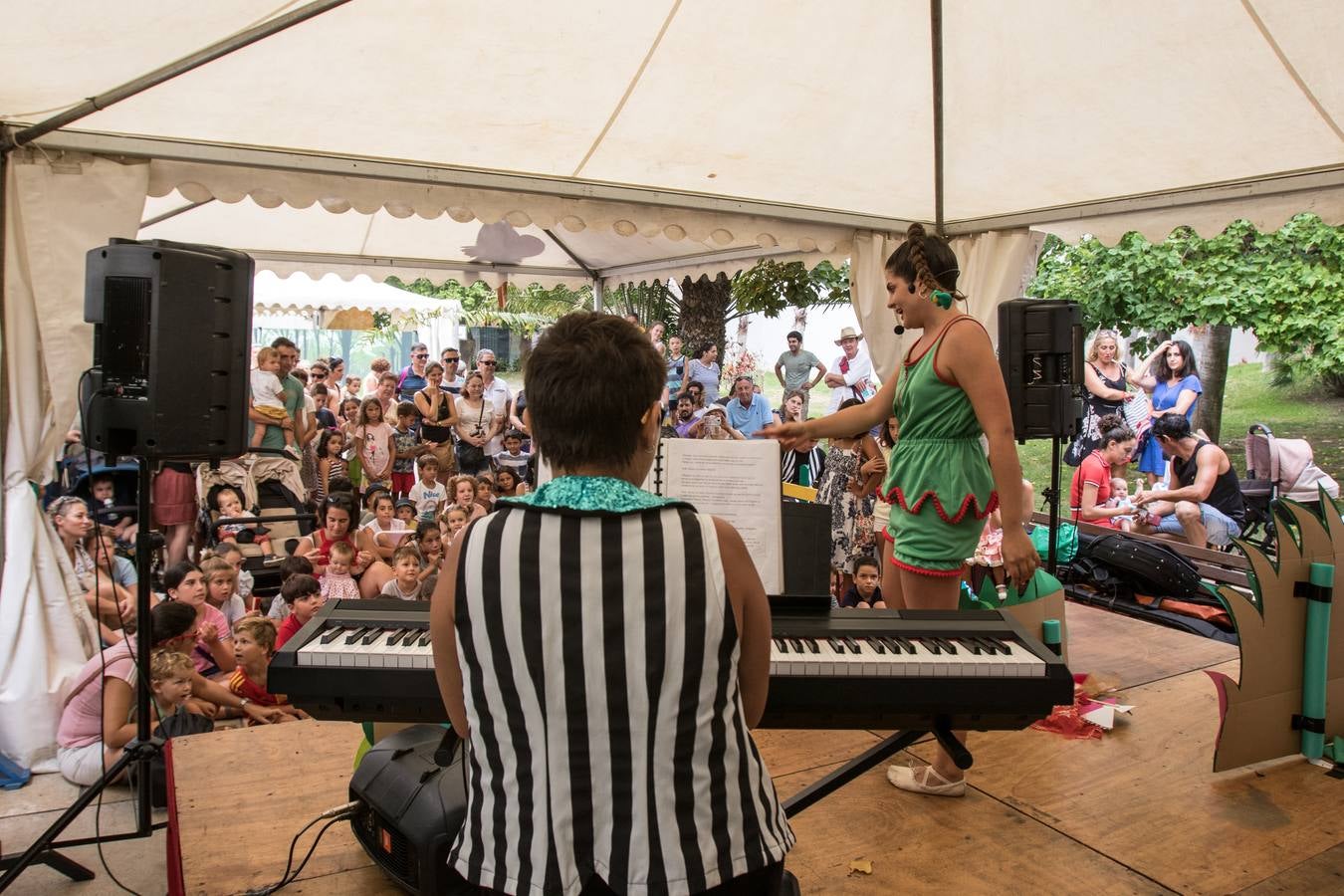 Feria de los Niños en calle Alcazabilla