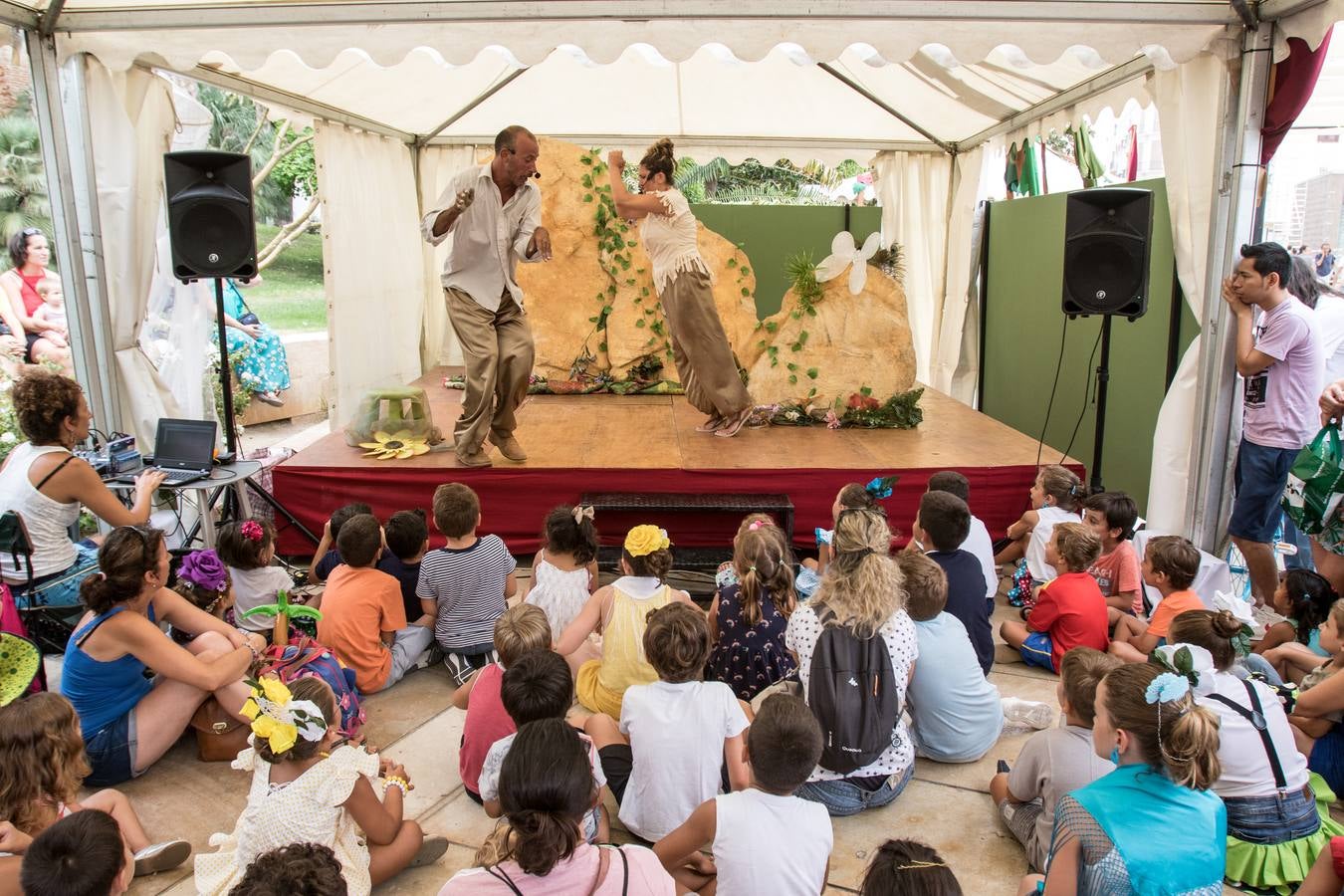 Feria de los Niños en calle Alcazabilla