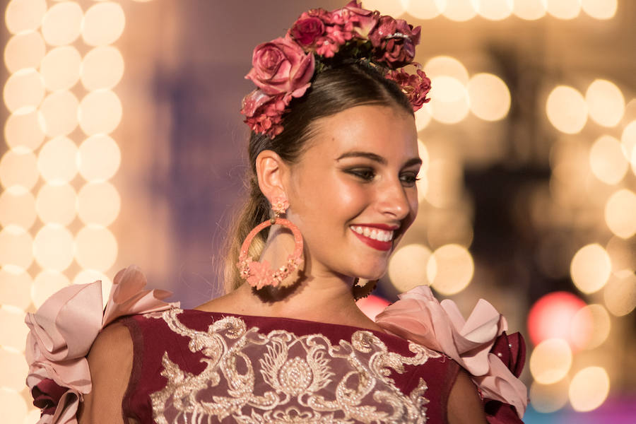 Paloma Burgueño Franco y Edgar Benítez Villodres fueron coronados anoche como los más bellos de la capital durante la tradicional gala celebrada en la portada del Real de Cortijo de Torres