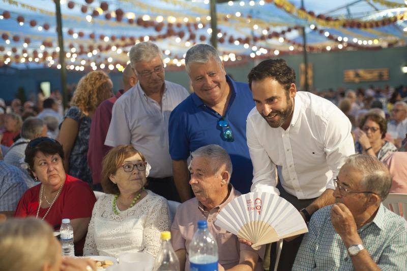 Ambiente en el Cortijo de Torres en la jornada del viernes.