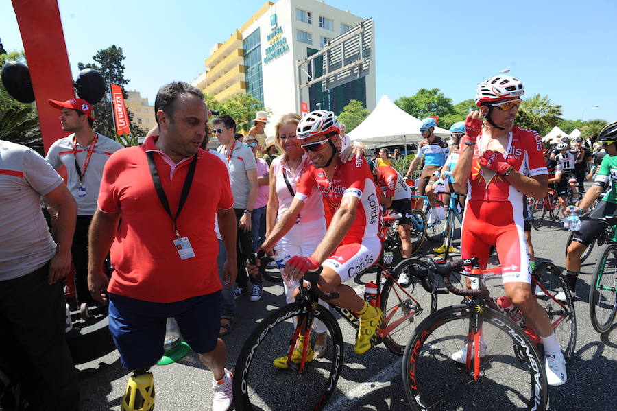 Málaga es protagonista en la Vuelta Ciclista España 2018. La etapa inicial y hasta otras tres tocan tierras malagueñas en una edición en la que hasta la canción oficial es de una malagueña. Aquí recogemos las mejores imágenes del paso por Málaga