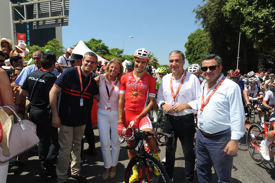 Málaga es protagonista en la Vuelta Ciclista España 2018. La etapa inicial y hasta otras tres tocan tierras malagueñas en una edición en la que hasta la canción oficial es de una malagueña. Aquí recogemos las mejores imágenes del paso por Málaga