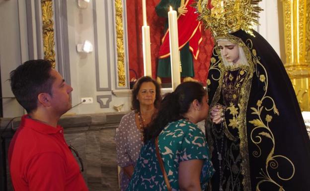 Imagen de María Santísima del Amor Doloroso en la parroquia de los Santos Mártires.