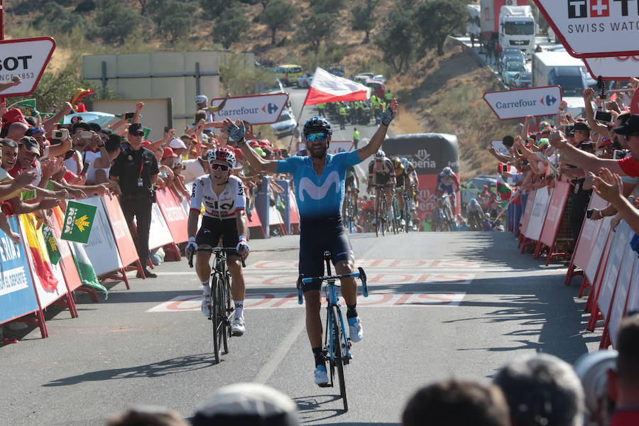 Málaga es protagonista en la Vuelta Ciclista España 2018. La etapa inicial y hasta otras tres tocan tierras malagueñas en una edición en la que hasta la canción oficial es de una malagueña. Aquí recogemos las mejores imágenes del paso por Málaga