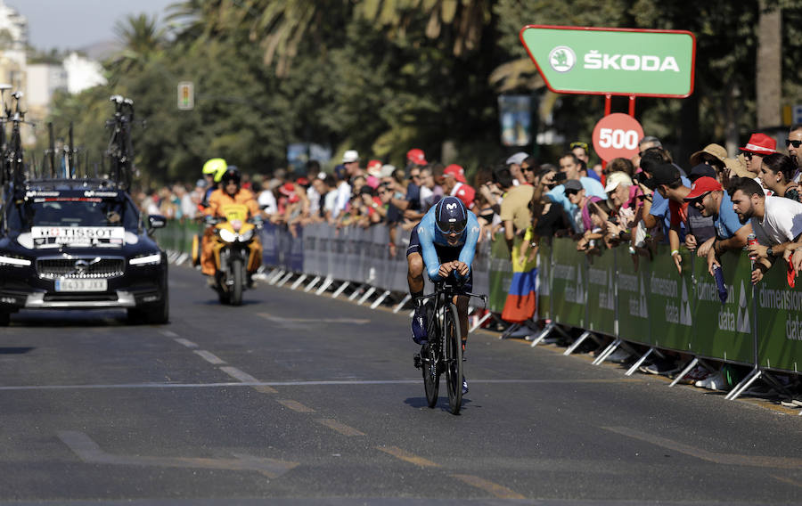 Málaga es protagonista en la Vuelta Ciclista España 2018. La etapa inicial y hasta otras tres tocan tierras malagueñas en una edición en la que hasta la canción oficial es de una malagueña. Aquí recogemos las mejores imágenes del paso por Málaga