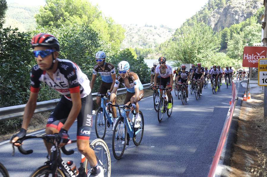 Málaga es protagonista en la Vuelta Ciclista España 2018. La etapa inicial y hasta otras tres tocan tierras malagueñas en una edición en la que hasta la canción oficial es de una malagueña. Aquí recogemos las mejores imágenes del paso por Málaga