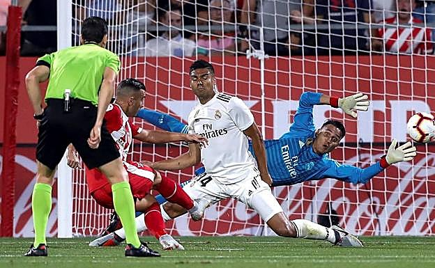 Carlos Enrique Casemiro durante el partido entre Girona y Real Madrid