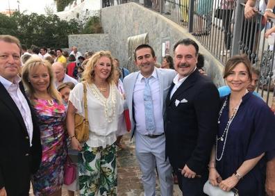 Imagen secundaria 1 - Almáchar celebra las bodas de oro de su Fiesta del Ajoblanco