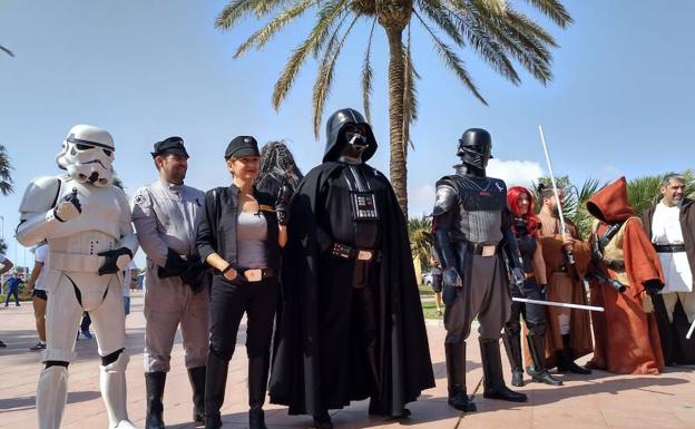 El lado oscuro se vuelca con los niños de Málaga