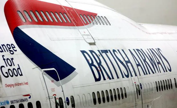 Aviones de British Airways estacionados en el aeropuerto de Heathrow. 