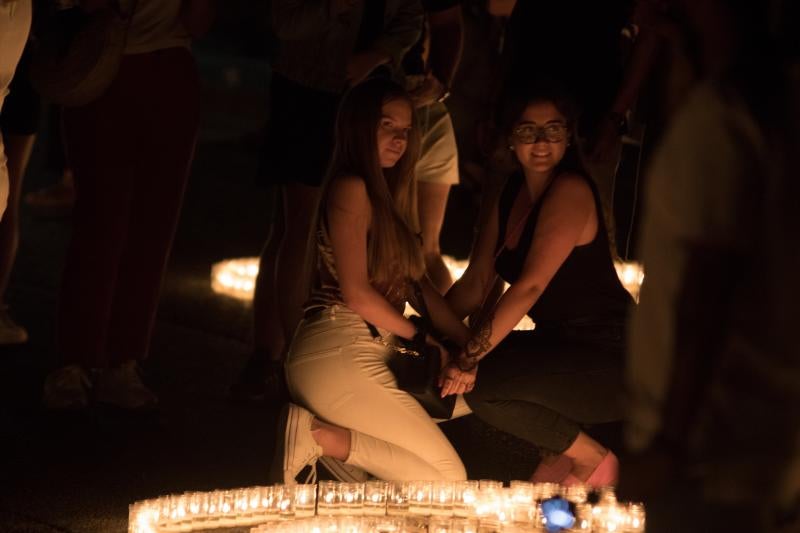 Velas, zocos o talleres dan vida al encuentro, que este viernes recibió a Niña Pastori y que el domingo echa el cierre con Triana