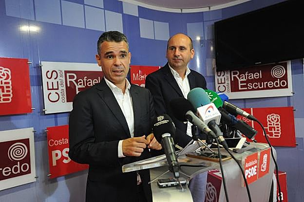 José Bernal y Francisco Conejo, ayer, en Marbella. 