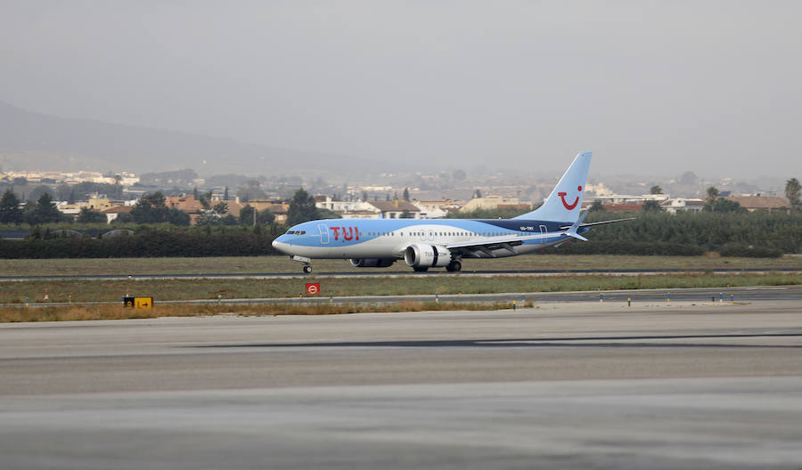 Un avión de la touroperadora TUI llevará el nombre de Costa del Sol por todo el mundo. La aeronave ha sido bautizada en el aeropuerto de Málaga.