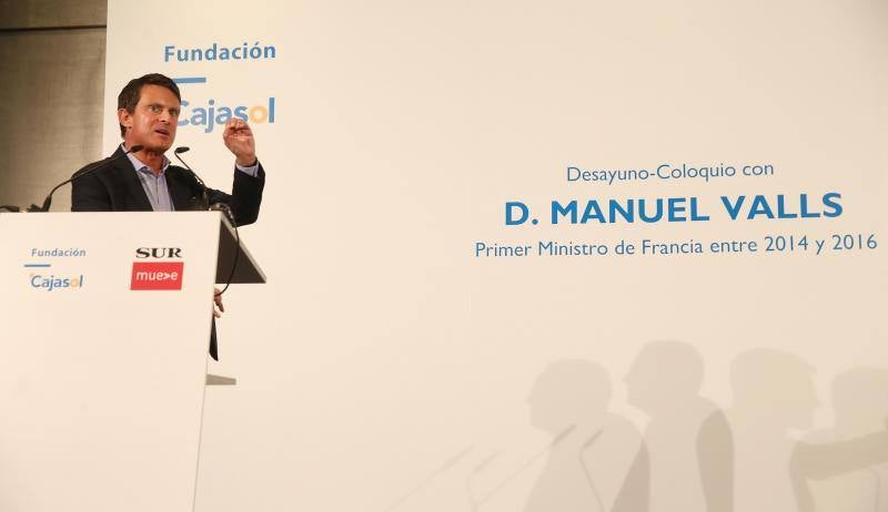 El desayuno-coloquio en colaboración con la Fundación Cajasol se celebró en el Hotel Barceló