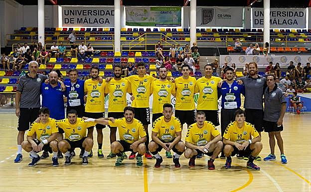 De izquierda a derecha y de arriba a abajo, Quino Soler, Lorenzo Ruiz, Fernando Torres, Luis Castro, Alberto Castro, Mario Dorado, Cristóbal Ortega, Daniel Tolmos, José Antonio Jiménez, Francisco Maireles, Darío Mata, José Luis Jiménez; Abajo: Fernando Moreno, Nacho Soto, Daniel Podadera, Francisco Morales, Juan Pablo Ruía y Utrilla (juvenil).
