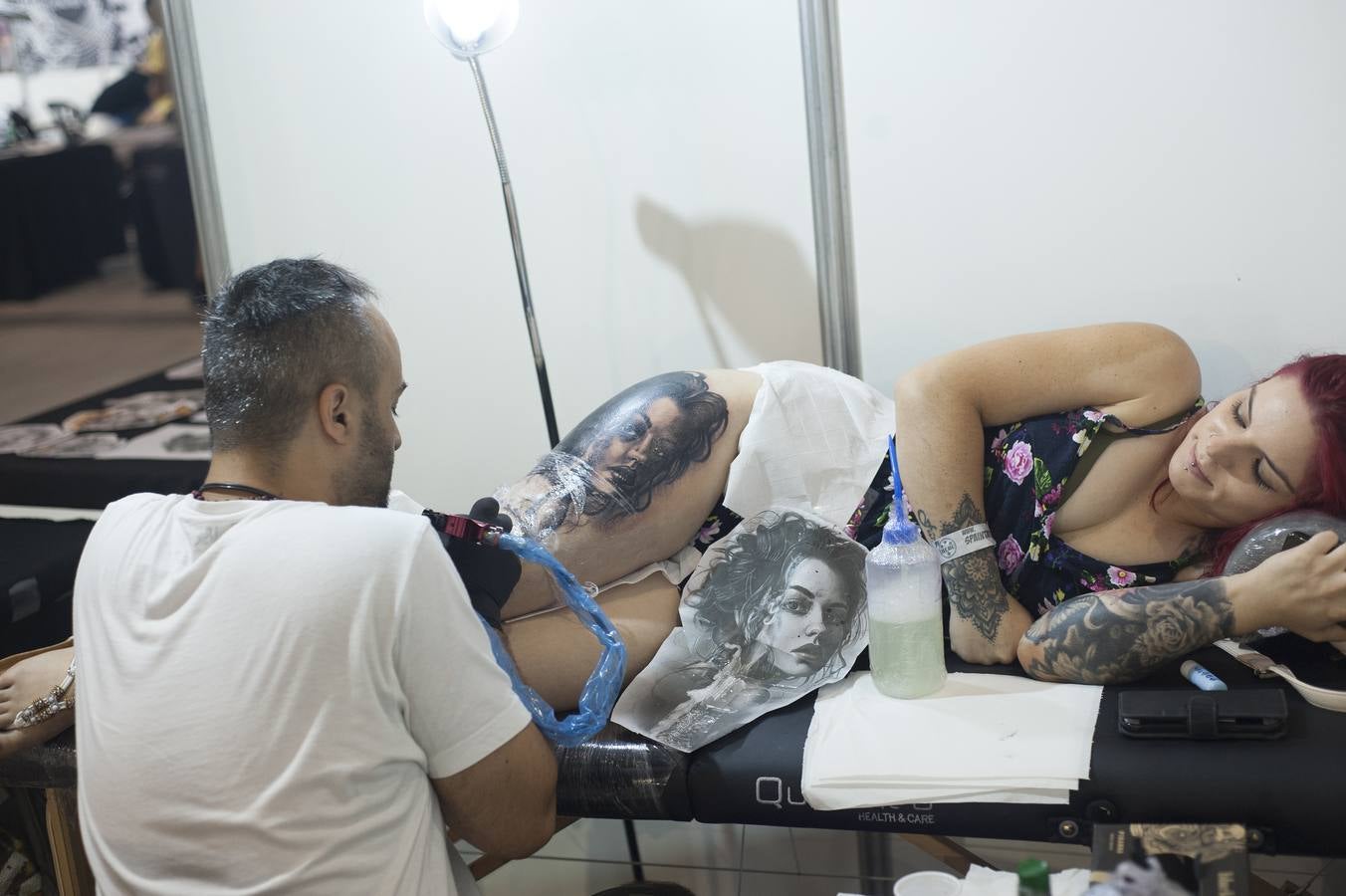 Todo por y para los tatuajes. Málaga celebra la quinta edición de este evento dedicado a este mundo, que acoge novedades y tendencias del sector y un gran número de oportunidedes de llevarse una nueva obra de profesional tatuador. 