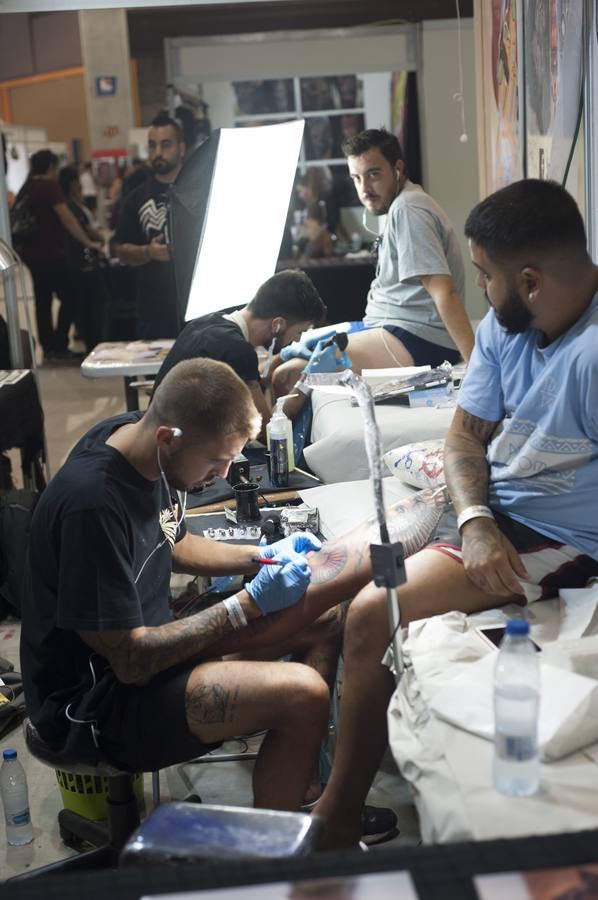 Todo por y para los tatuajes. Málaga celebra la quinta edición de este evento dedicado a este mundo, que acoge novedades y tendencias del sector y un gran número de oportunidedes de llevarse una nueva obra de profesional tatuador. 
