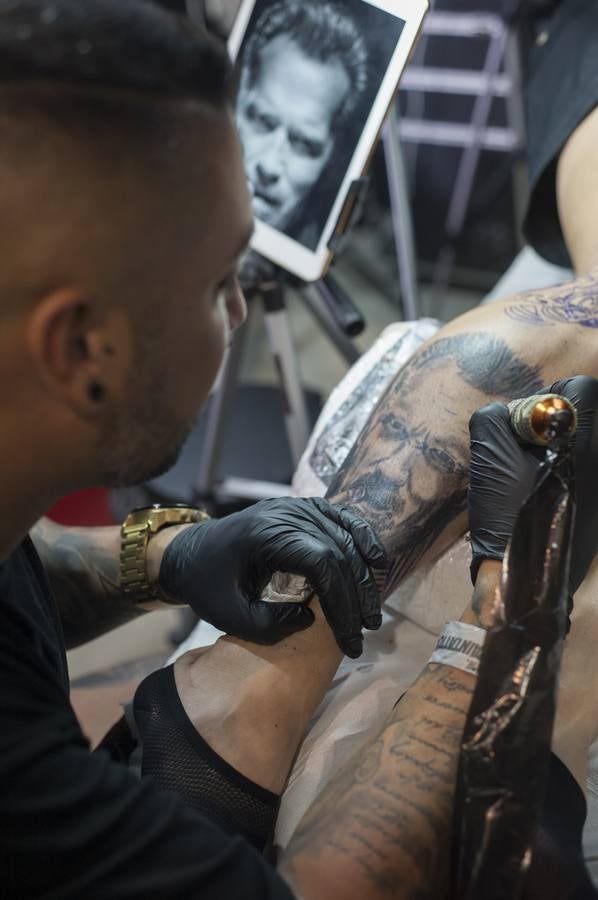 Todo por y para los tatuajes. Málaga celebra la quinta edición de este evento dedicado a este mundo, que acoge novedades y tendencias del sector y un gran número de oportunidedes de llevarse una nueva obra de profesional tatuador. 