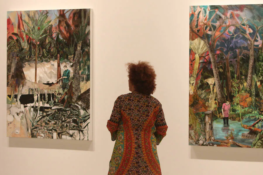 El artista estadounidense de raíces cubanas Hernan Bas despliega el mundo mágico y fantástico de sus obras, que bebe de la tradición del romanticismo, en su primera exposición en España en el Centro de Arte Contemporáneo (CAC) de Málaga.