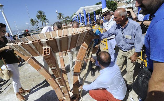 Muchos ladrillos, yeso y creatividad en una nueva edición del Concurso Nacional de Albañilería de La Peña el Palustre