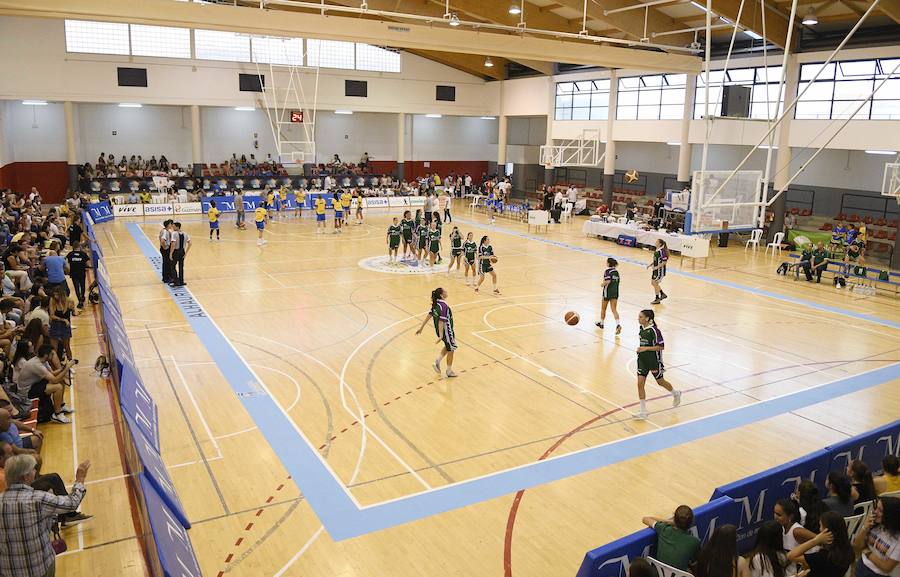 Logra ganar al Unicaja en el último suspiro tras una gran remontada