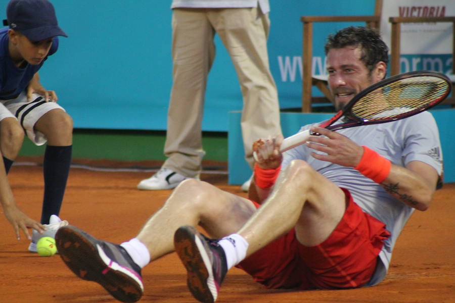 Juan Carlos Ferrero se lleva el torneo tras ganar a Safin