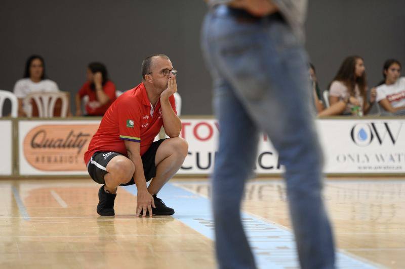 El Raca Granada se lleva el I Torneo Costa del Sol femenino 