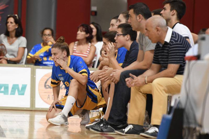 El Raca Granada se lleva el I Torneo Costa del Sol femenino 