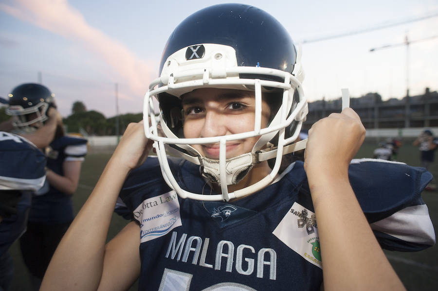 El equipo entrena dos veces por semana en el campo José Gallardo de Portada Alta. 