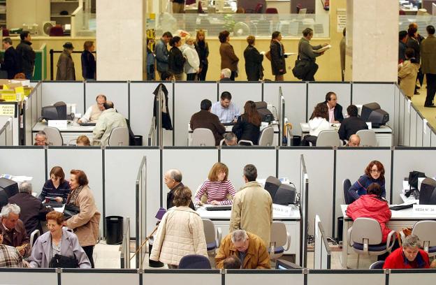 El Supremo acaba con la concatenación de contratos de la Administración para interinos