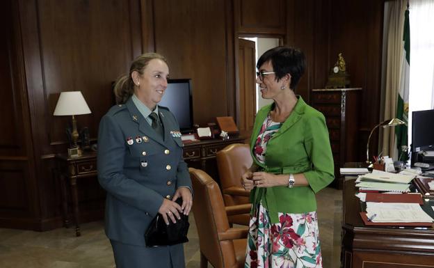 Pérez Saavedra, junto a María Gámez. 