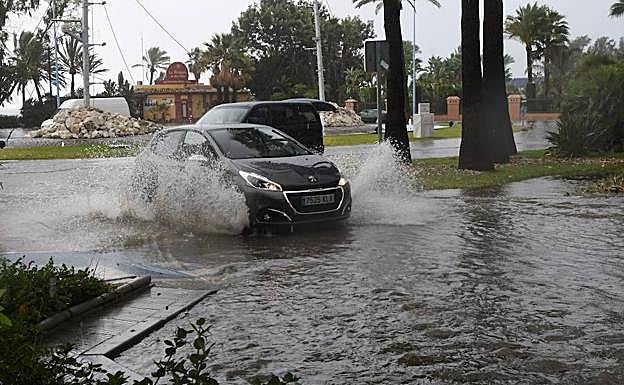 Galería. Los efectos de la lluvia de este martes en la provincia de Málaga. 