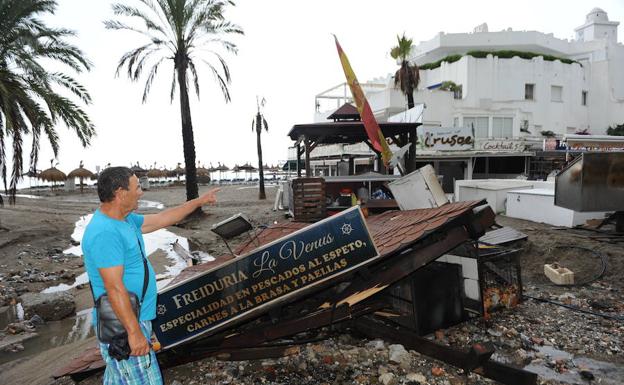 El lunes arrancan las obras de urgencia en las zonas afectadas por el temporal en Marbella