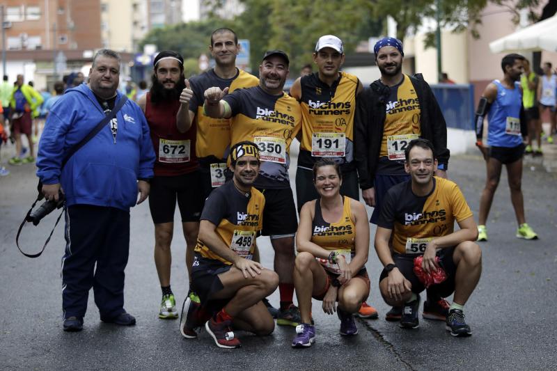 El Distrito Carretera de Cádiz acogió este domingo la carrera que discurre entre estos dos barrios de la capital y en el que han participado unos 700 corredores