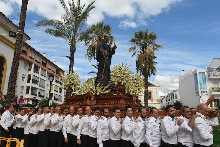 El desfile forma parte del programa de actividades de la feria