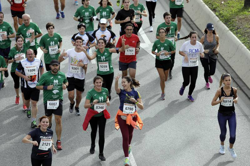 Más de 18.000 personas corrieron por las calles de Málaga en la 40 edición de esta tradicional prueba popular