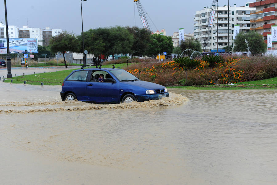 Calles anegadas en Estepona