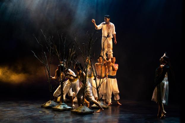 Representación de 'Bodas de Sangre', que inauguró la pasada semana en el Teatro Cervantes la programación de la Semana de Corea. 