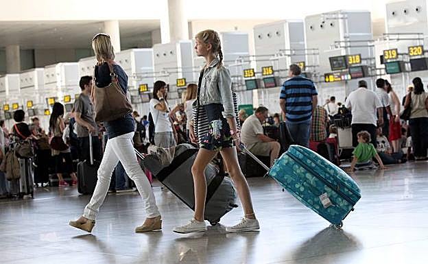 Vueling unirá este invierno Málaga con Argel y con la ciudad francesa de Marsella