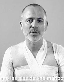 Imagen secundaria 2 - «Yo vendo mi cuerpo por la piel de mariposa»