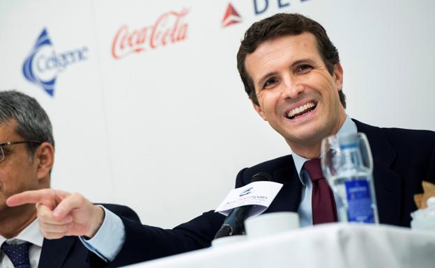 Casado: «Nunca romperé relaciones con el PSOE»