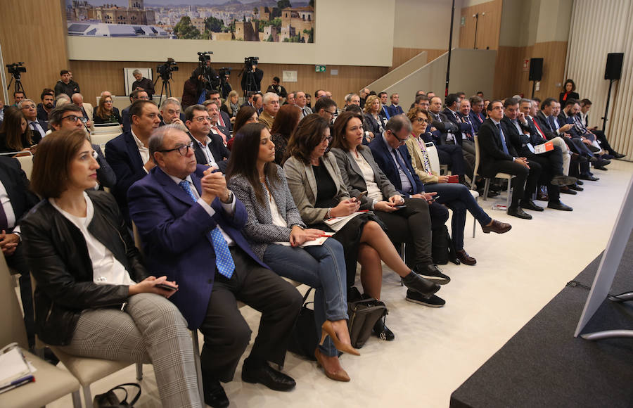 El consejero de Turismo y Deporte de la Junta de Andalucía, Francisco Javier Fernández, ha participado en un Foro SUR en el hotel NH Málaga