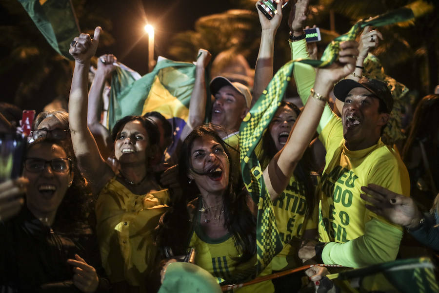 Los simpatizantes de Bolsonaro celebraron el triunfo electoral del ya nuevo presidente del país carioca 