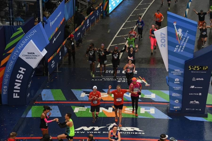 Fotos: Así pidió matrimonio a su novia tras correr la Maratón de Nueva York