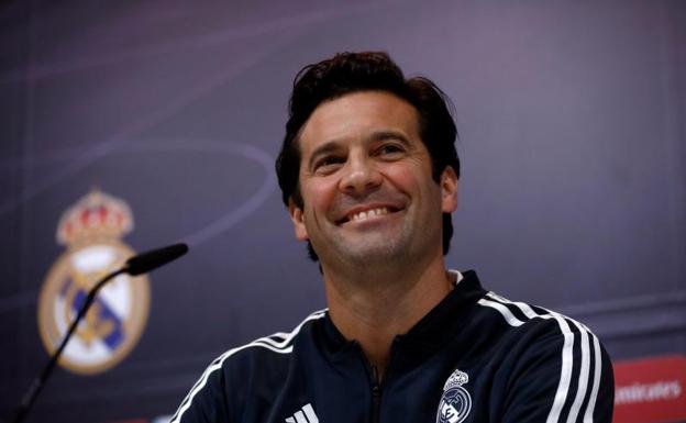 Santiago Solari, en conferencia de prensa. 