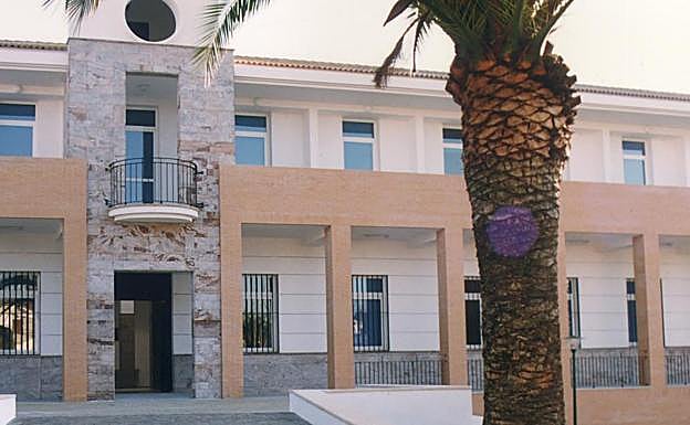 Fachada del Ayuntamiento de Arriate.