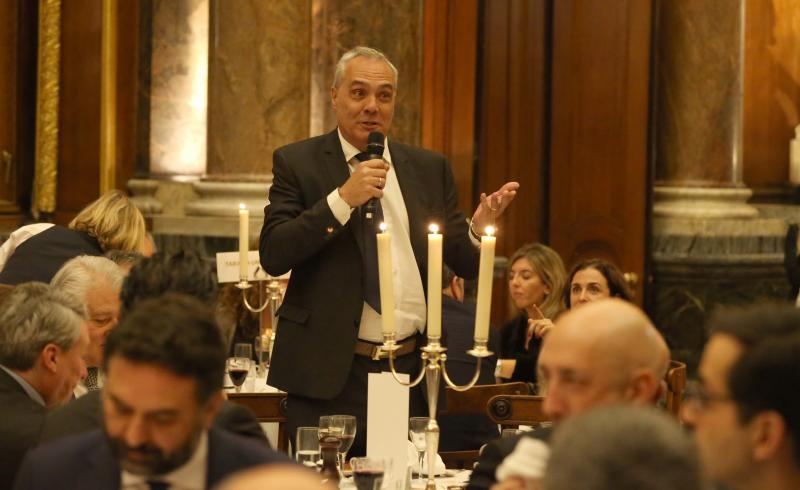 La cena organizada por Prensa Malagueña en la WTM SUR reúne a los máximos responsables del turismo nacional, regional y local en un mismo foro