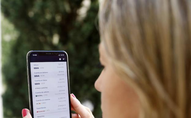 Es posible descargar la 'app' de BBVA tanto en Android como en iPhone.