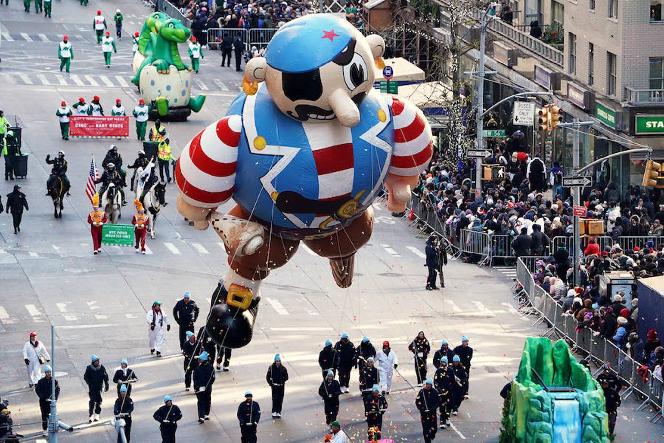 Este jueves ha tenido lugar el tradicional desfile organizado por Macy's en Manhattan, Nueva York, por motivo de esta festividad