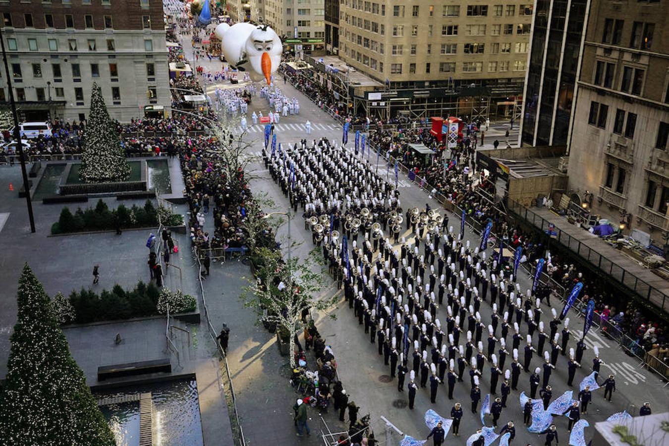 Este jueves ha tenido lugar el tradicional desfile organizado por Macy's en Manhattan, Nueva York, por motivo de esta festividad